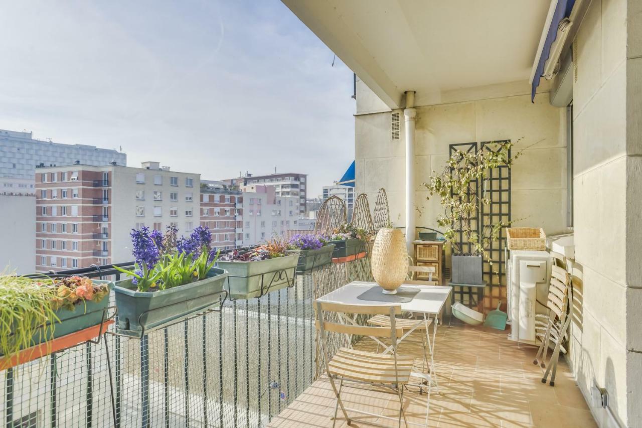 Charming Apartment With Terrace By Weekome パリ エクステリア 写真